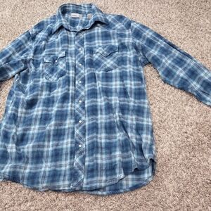 Wrangler Men's Casual Blue Checkered Shirt